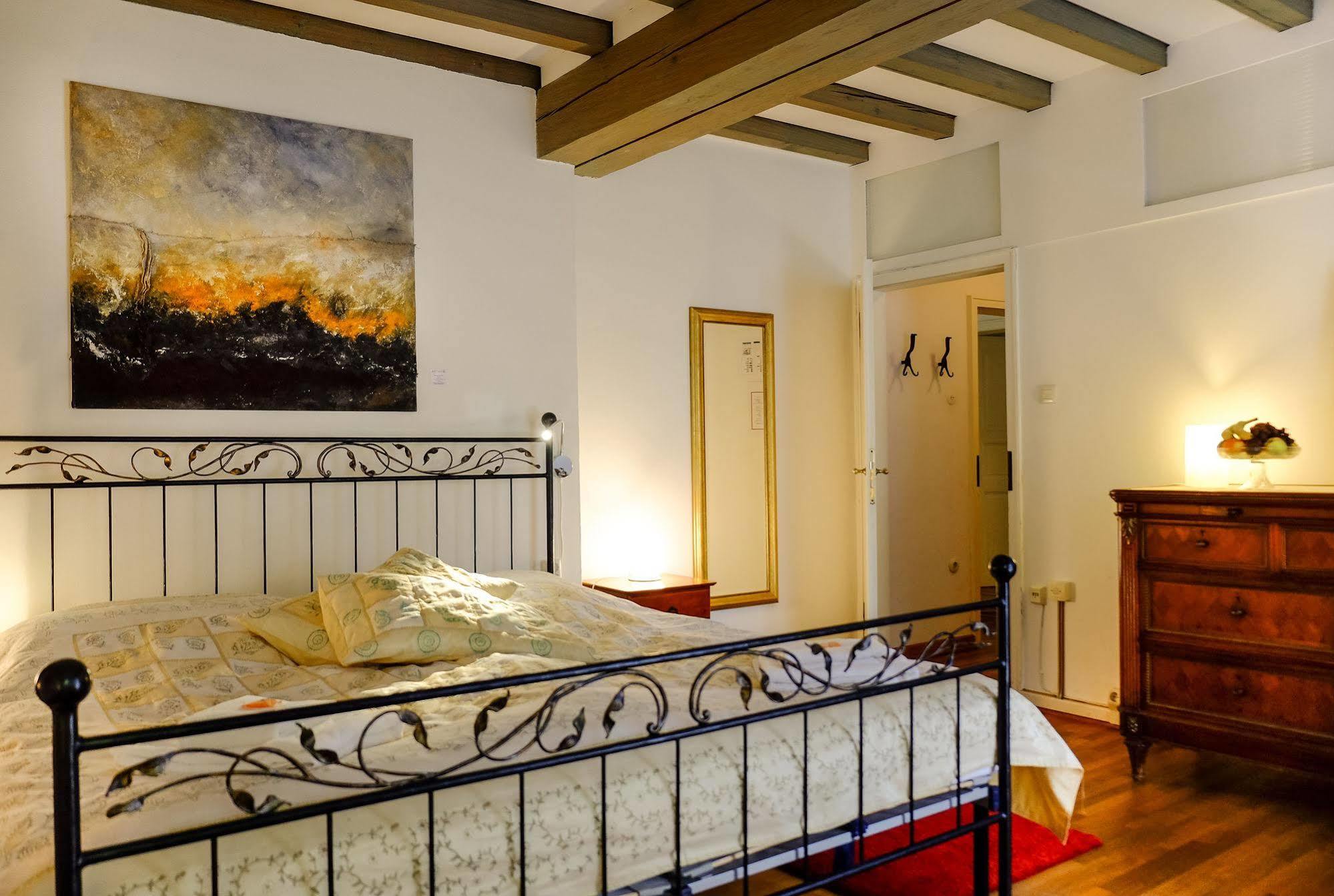 Rhein River Guesthouse - Direkt Am Rhein Leverkusen Ngoại thất bức ảnh